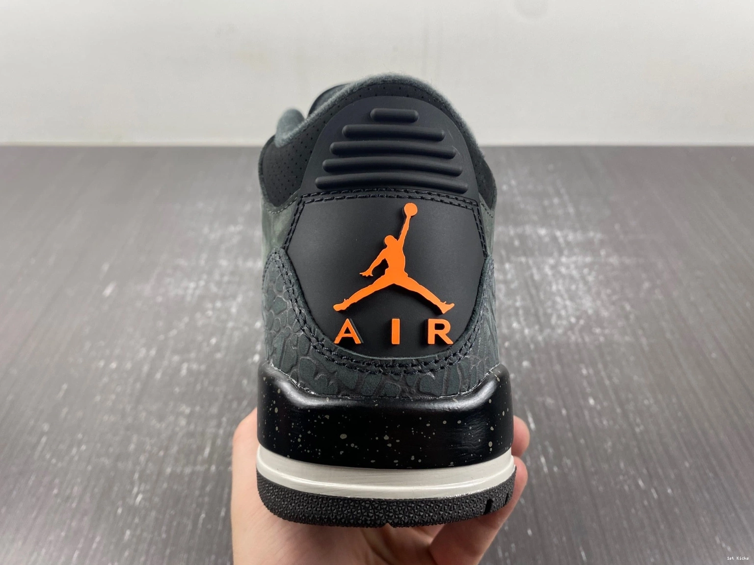 - Men's Jordan Fear CT8532-080 Retro (2023) 3 Pack 0203